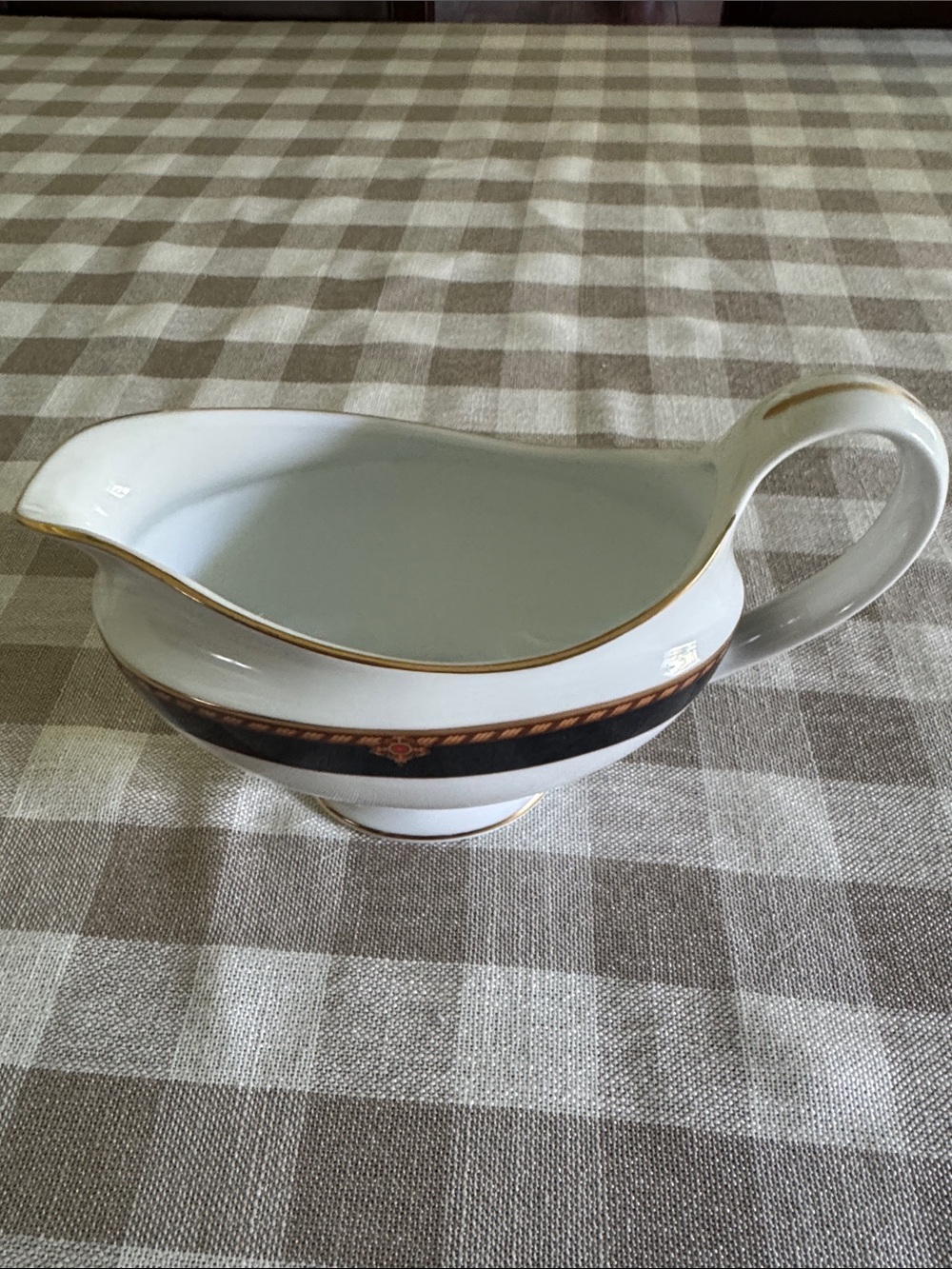 Wedgwood Embassy Collection Southbury Gravy Boat with Navy and Gold Banding